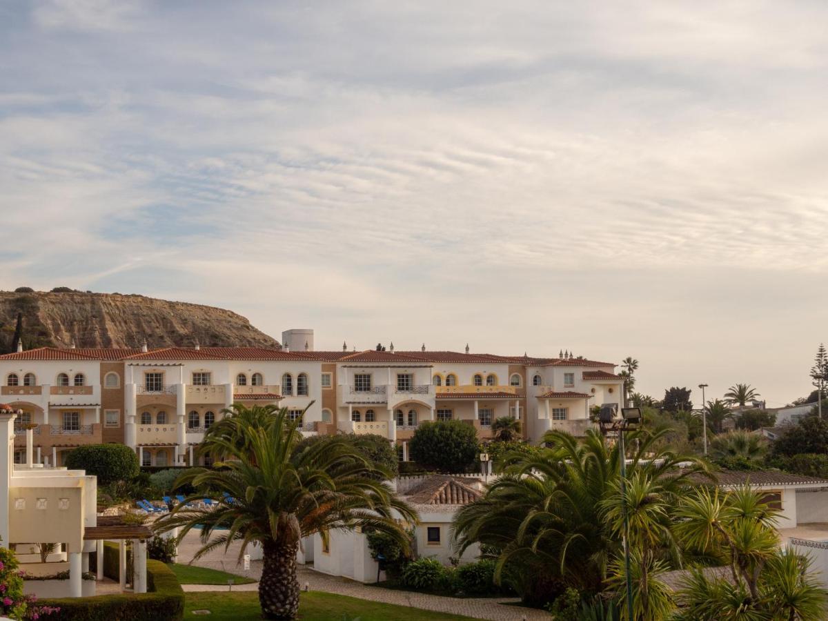Luz Bay Hotel Exterior photo