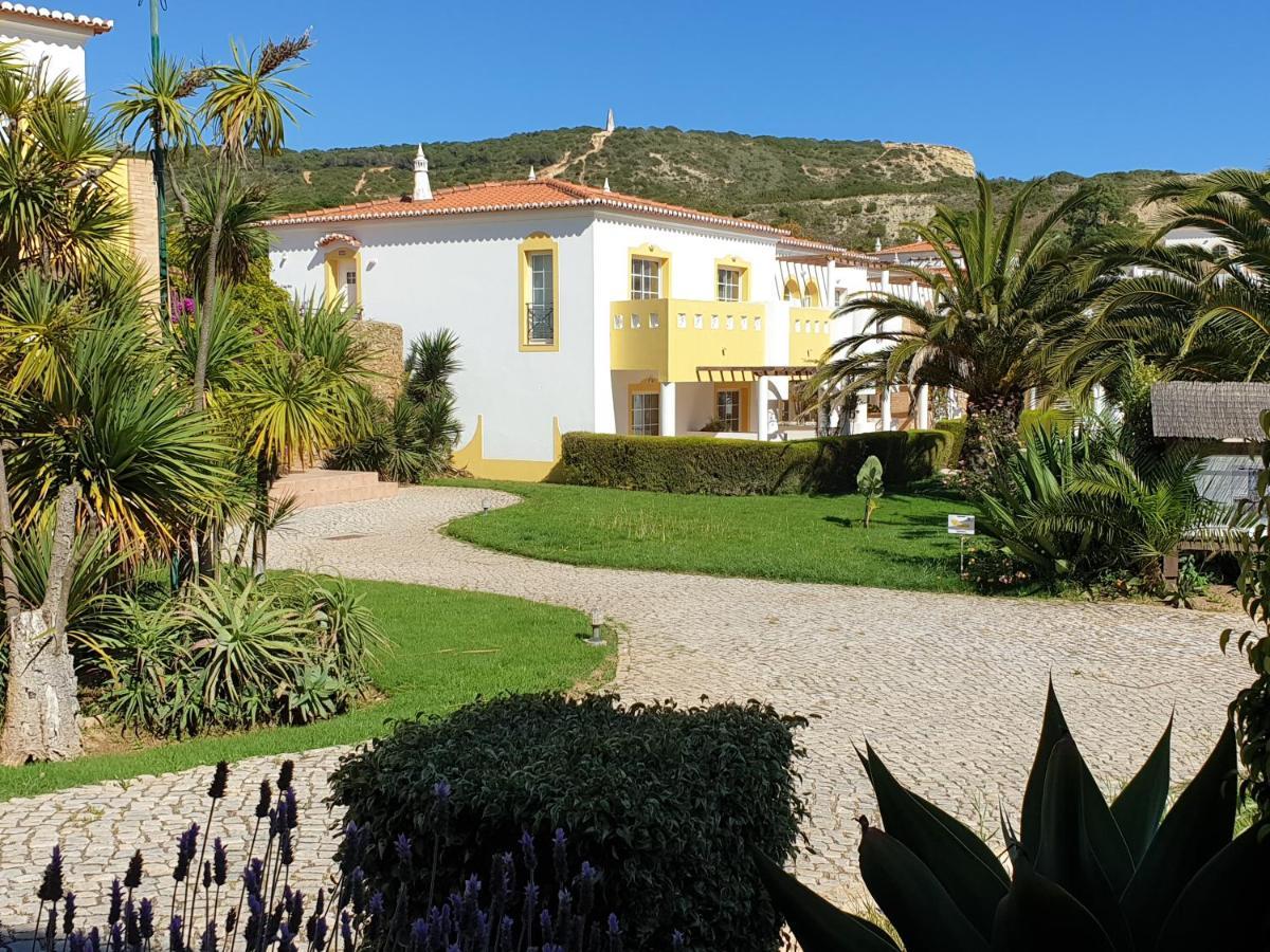 Luz Bay Hotel Exterior photo