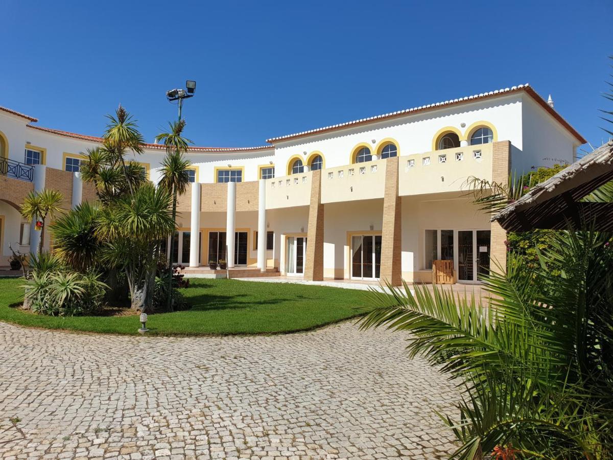 Luz Bay Hotel Exterior photo